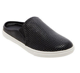Mercer Riley Slip Ons, $12.25 (were $35) 1. These a reminiscent of the perfect Rag & Bone Kents (also on sale here). 2. Do you wear house shoes? What kind? Let's talk about it.